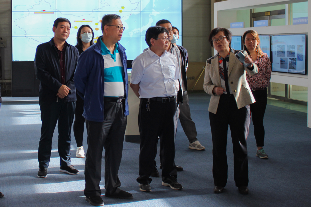 省重點辦處長、一級調(diào)研員李興巖一行蒞臨河北新大地調(diào)研